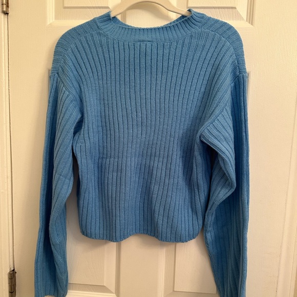 Sweater - Picture 2 of 3